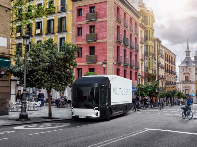 T&E cree que la red de recarga española en 2030 cumplirá con la reducción de emisiones de los camiones
