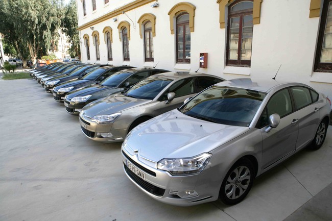 El 'renting' eleva casi un 47% la inversión en vehículos y supera los 2.000 millones hasta abril