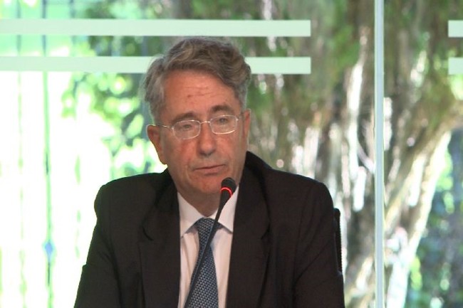 El presidente de Petronor dice que, a día de hoy, no se compraría un vehículo eléctrico