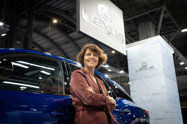 Lexus prevé vender 7.000 coches en España en 2023, un 30% más