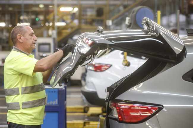 Ford cancela tres días de ERTE en operaciones de motores de la fábrica de Almussafes (Valencia)