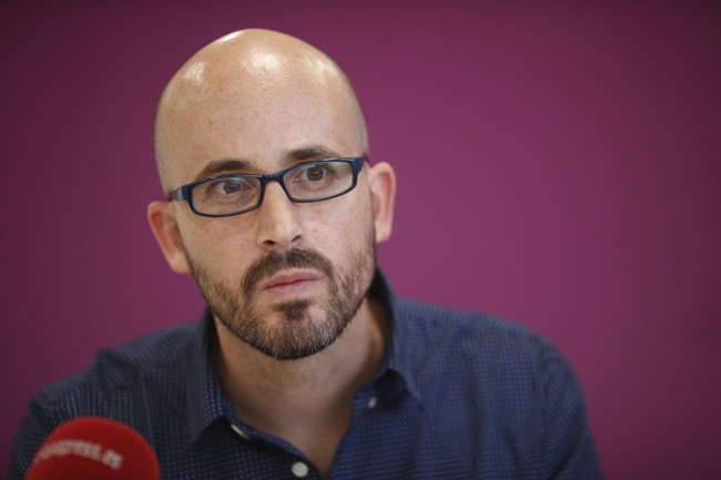 Sumar rechaza la deducción fiscal por comprar un vehículo eléctrico y apuesta por ayudas directas