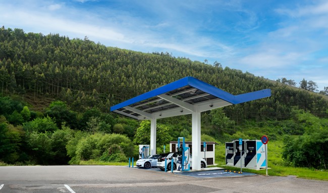 Medio millón de los desplazamientos en julio y agosto serán en vehículo 100% eléctrico, según Zunder
