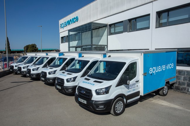 Aquaservice incorpora a su flota 90 vehículos Ford Pro híbridos