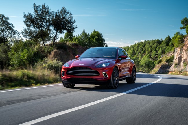 Aston Martin reduce sus pérdidas en el primer semestre, hasta 165 millones de euros