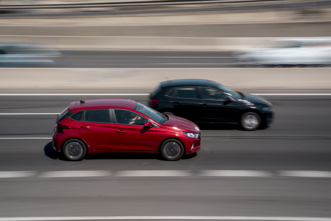 Las familias destinaron 639 euros en el cuidado de su coche en 2022, un 11,7% más, según EuroTaller