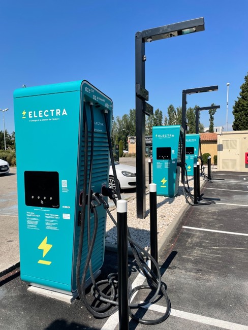 Electra invertirá 100 millones en abrir más de 150 estaciones de carga ultra rápida en España en 2027