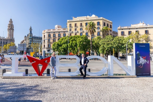 Cupra subraya su "profundo vínculo" con Barcelona con una campaña en lugares emblemáticos
