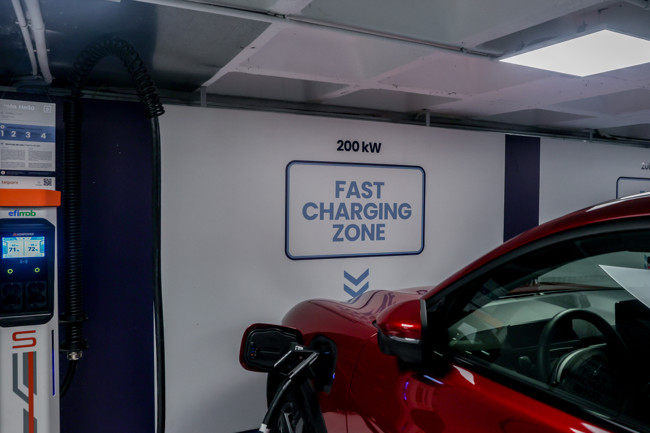 BMW, Ford y Honda crean ChargeScape, una plataforma para optimizar servicios de red de coches eléctricos