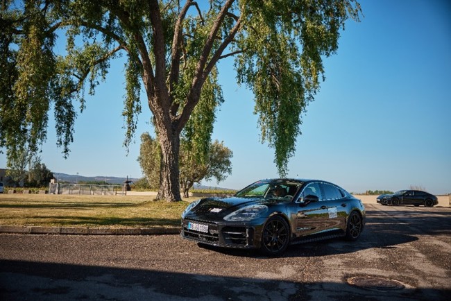 Porsche hace los últimos ajustes en Barcelona del Panamera antes de su estreno en noviembre