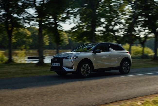 La colección Esprit de Voyage llega al DS 3, disponible en tres tipos de motores desde 35.700 euros