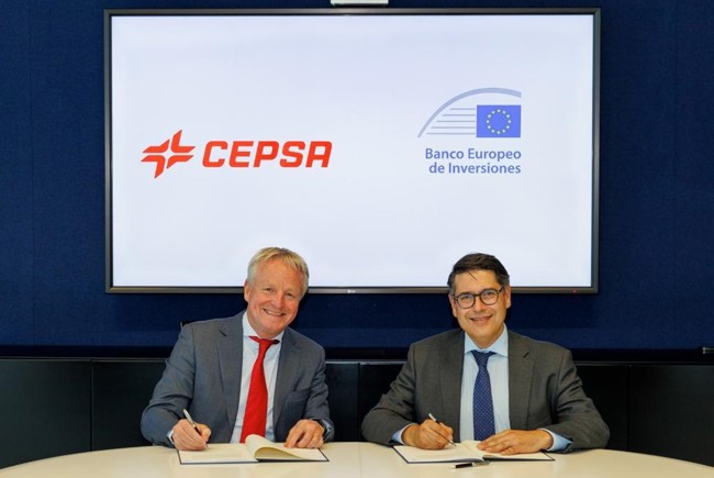 Cepsa recibe 150 millones del BEI para instalar 1.800 cargadores de vehículos eléctricos en la Península