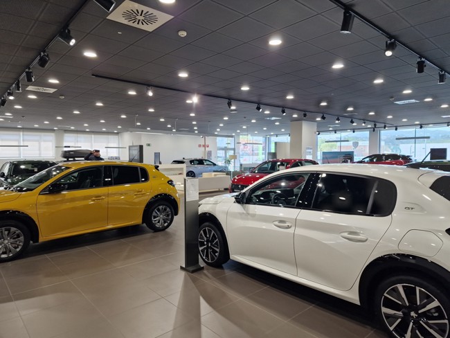 El encarecimiento de los coches nuevos se modera al 2,7% en septiembre y el de los usados al 12,5%