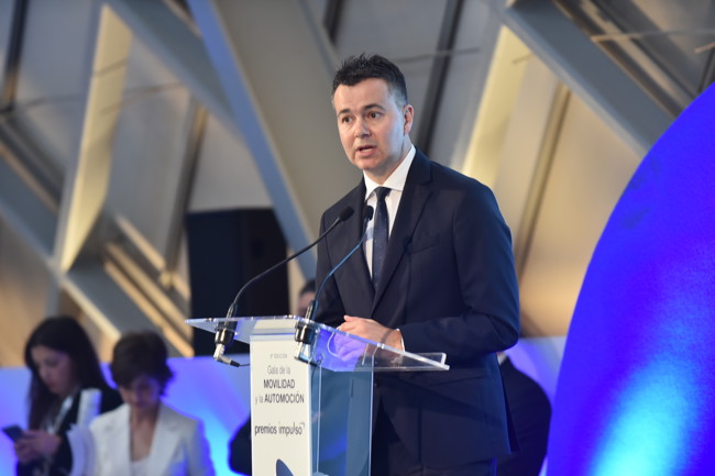 Industria recalca su "compromiso total" para implantar en Aragón la fábrica de baterías de Stellantis