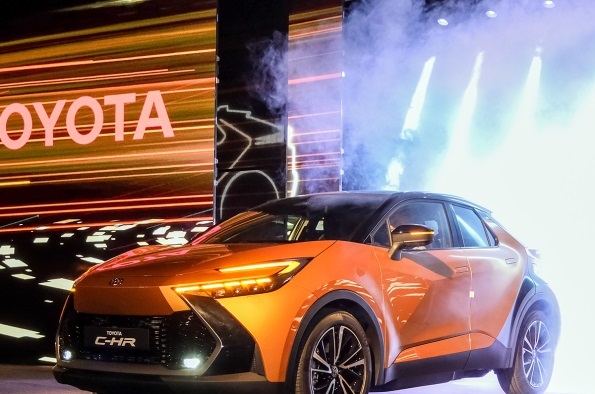 Toyota arranca la producción del nuevo C-HR e invierte 308 millones en sus centros de fabricación