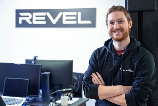 Revel nombra a Pablo Neil Fernández como director financiero para gestionar la ronda de 115 millones