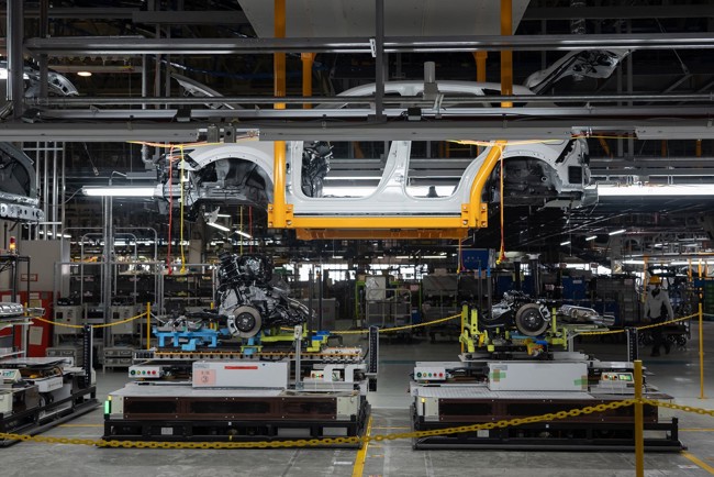 Todos los fabricantes japoneses aumentaron su producción en octubre y en el acumulado
