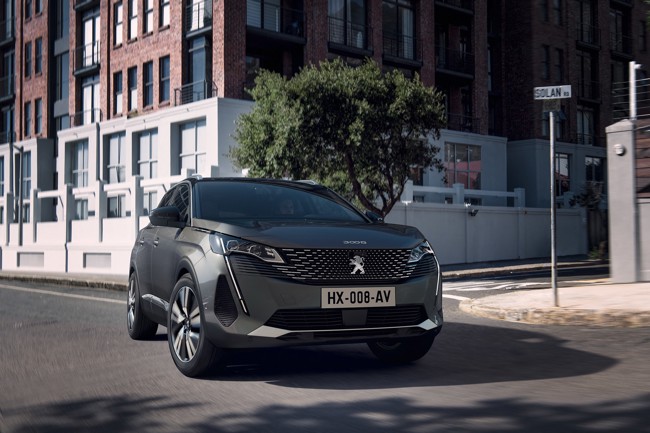 Las versiones 'hybrid' del Peugeot 3008 llegan a España con el objetivo de ser 'cero emisiones' en 2030