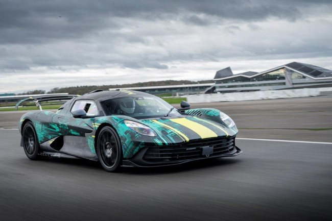 Aston Martin muestra las primeras imágenes del Valhalla, su superdeportivo híbrido