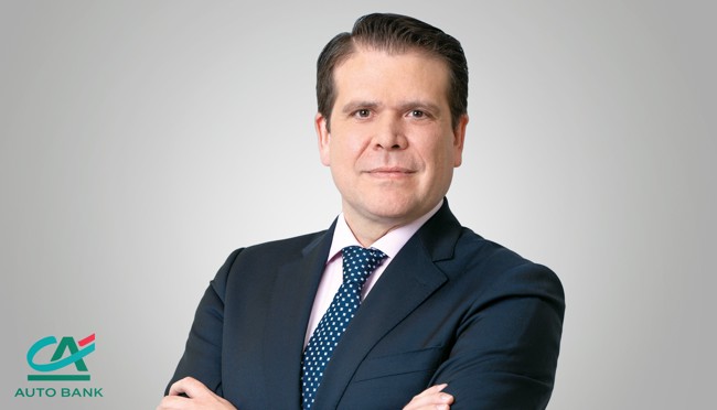 Juan Manuel Pino sustituye a Antonio Elia como director de CA Auto Bank España, Marruecos y Portugal
