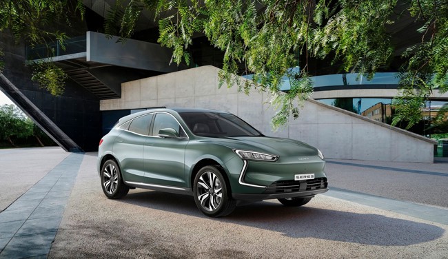 Grupo Invicta Motor anuncia el lanzamiento del SUV eléctrico Seres 5 al mercado español
