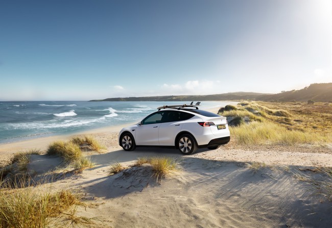 El Tesla Model Y cierra 2023 como el modelo más vendido del mundo, primera vez para un coche eléctrico
