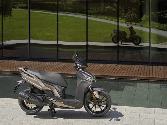 Kymco incrementa sus ventas en 2023 un 21,6% anual y suma un total de 15.805 unidades matriculadas