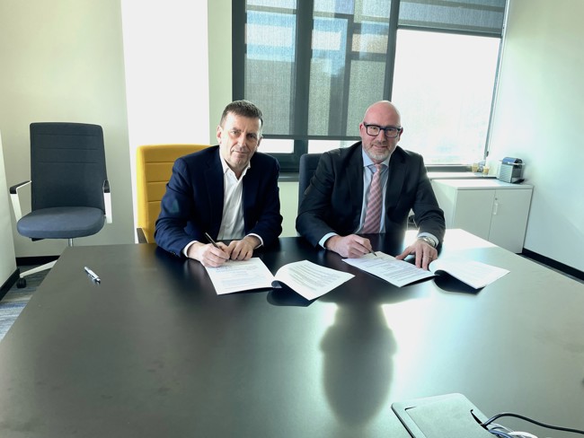 Horse y Grupo Dumarey firman una alianza estratégica para adaptaciones del motor diésel de 2,0 litros