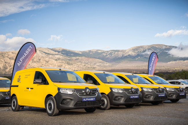 Alphabet entregará 960 nuevos Renault Kangoo a Correos tras ampliar su acuerdo