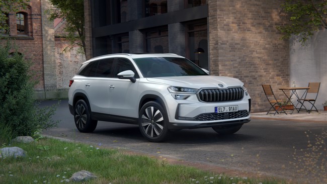 El nuevo Skoda Kodiaq, disponible en cinco motorizaciones, ya está en el mercado desde 44.300 euros