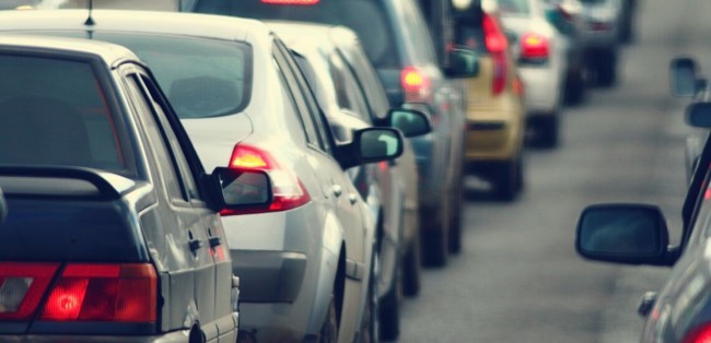 Un coche de más de 15 años factura tres veces menos en un taller que uno de hasta 5 años, según Solera