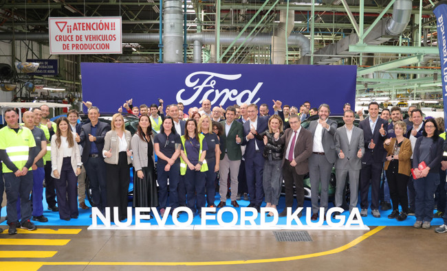 El Gobierno valenciano reitera su compromiso con la industria de la automoción en su visita a Ford