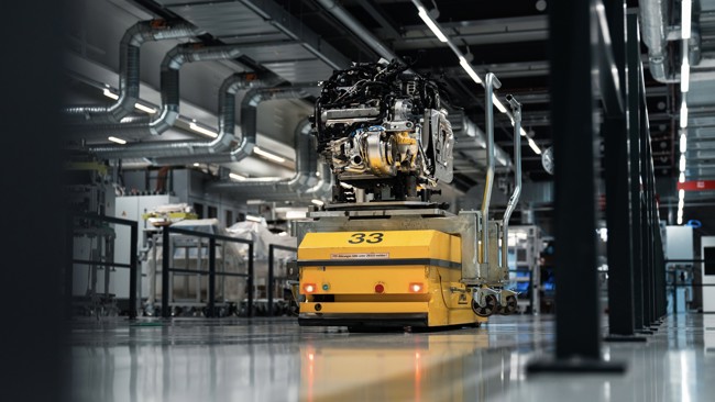 Porsche presenta un sistema automatizado para su planta de Zuffenhausen que aumenta la eficiencia un 20%