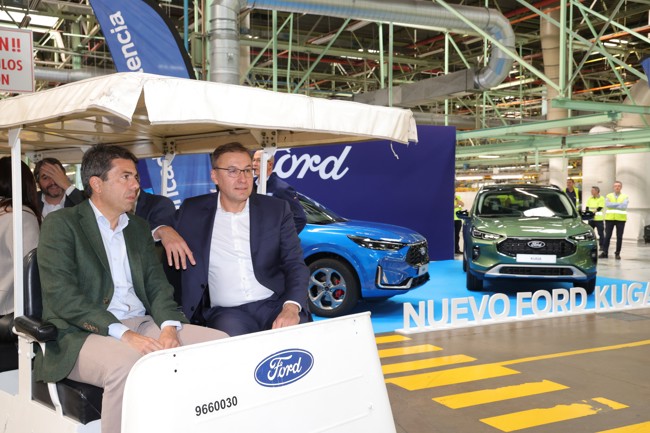 VÍDEO: Mazón resalta que la fabricación de nuevo vehículo en Ford Almussafes "consolida el ecosistema de la automoción"