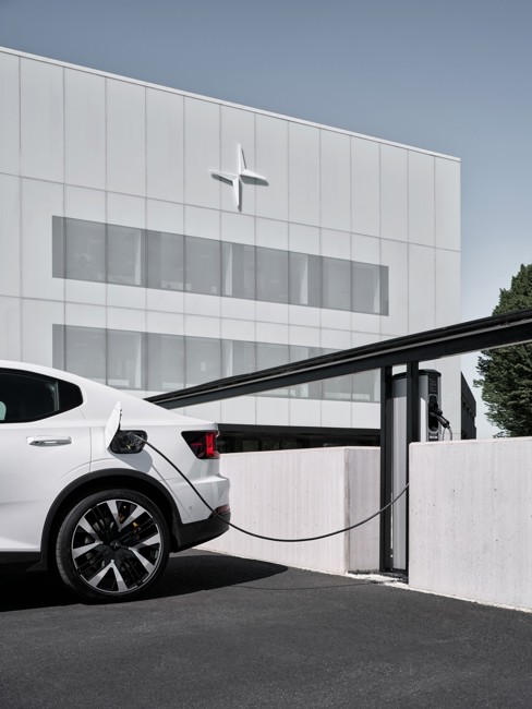 Polestar lanza 'Charge', un servicio de carga para sus clientes con más de 650.000 puntos en Europa