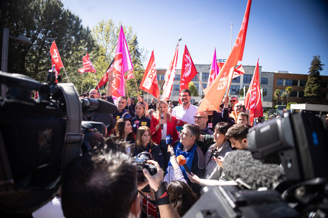Díaz apoya la huelga de trabajadores en Iveco: "La subida del 1% es una indecencia en nuestro país"