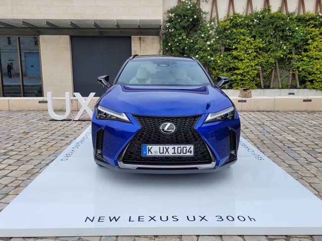 Lexus actualiza su UX para convertirlo en "un mejor producto a un mejor precio"
