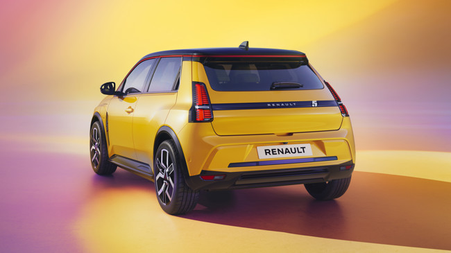 Renault abre los pedidos de su nuevo modelo 100% eléctrico, el 5 E-Tech, desde 25.000 euros