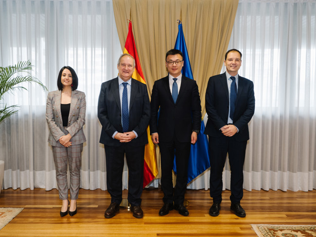 Hereu invita a Chery a presentarse al Perte VEC III para el desarrollo de sus inversiones en España
