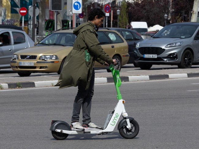 El Gobierno obligará a patinetes eléctricos y maquinaria agrícola a contratar un seguro de accidentes