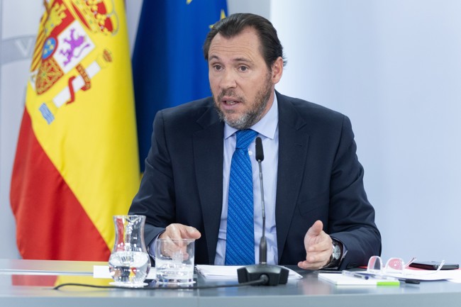 El Gobierno pide al sector del transporte por carretera solicitar los fondos europeos para su digitalización