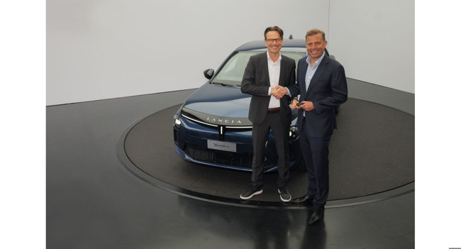 Stellantis entrega 30.000 vehículos de más de 50 modelos a Sixt en lo que va de 2024