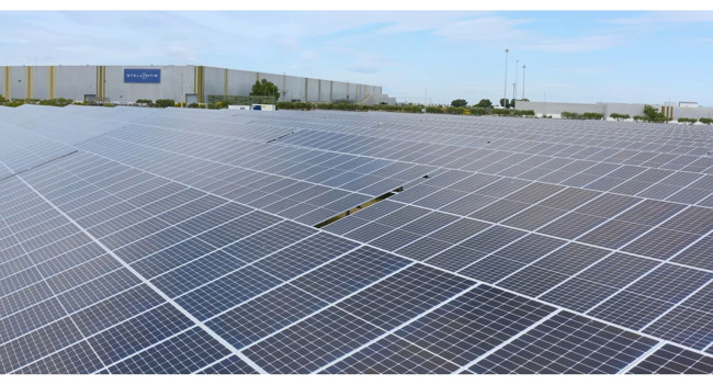 Stellantis inicia en Figueruelas su proyecto de energía renovable híbrida con Prosolia Energy