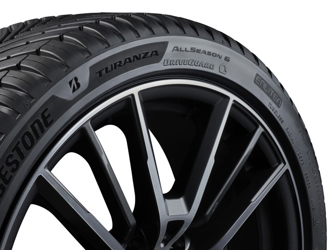 Bridgestone lanza un neumático "premium" para vehículos eléctricos