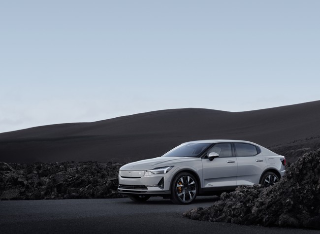 Polestar lanza actualizaciones en el interior y exterior de su nuevo Polestar 2 modelo 2025