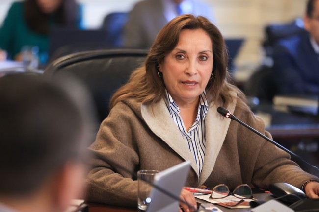 La presidenta de Perú invita a la china BYD a construir una planta en el país andino