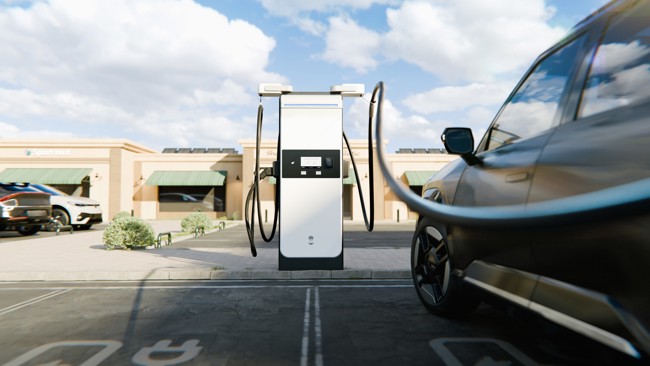 Wallbox presenta un cargador que añade hasta 200 kilómetros de autonomía en 10 minutos