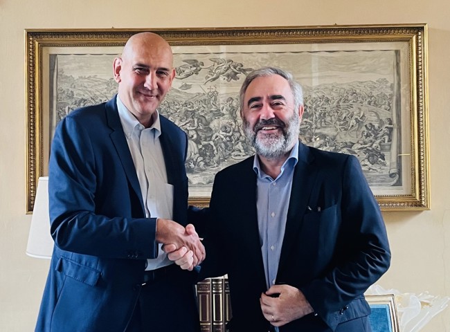 Gestamp firma con la italiana Acciaieria Arvedi el suministro de acero de bajas emisiones