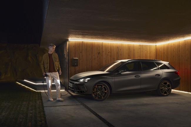 La aplicación 'My Cupra App' de Cupra incorpora a todos los servicios de recarga