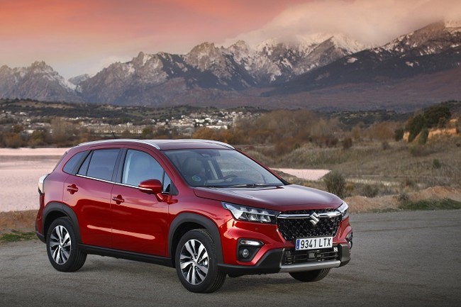 Suzuki anuncia una estrategia para desarrollar tecnologías más eficientes y carrocerías más ligeras